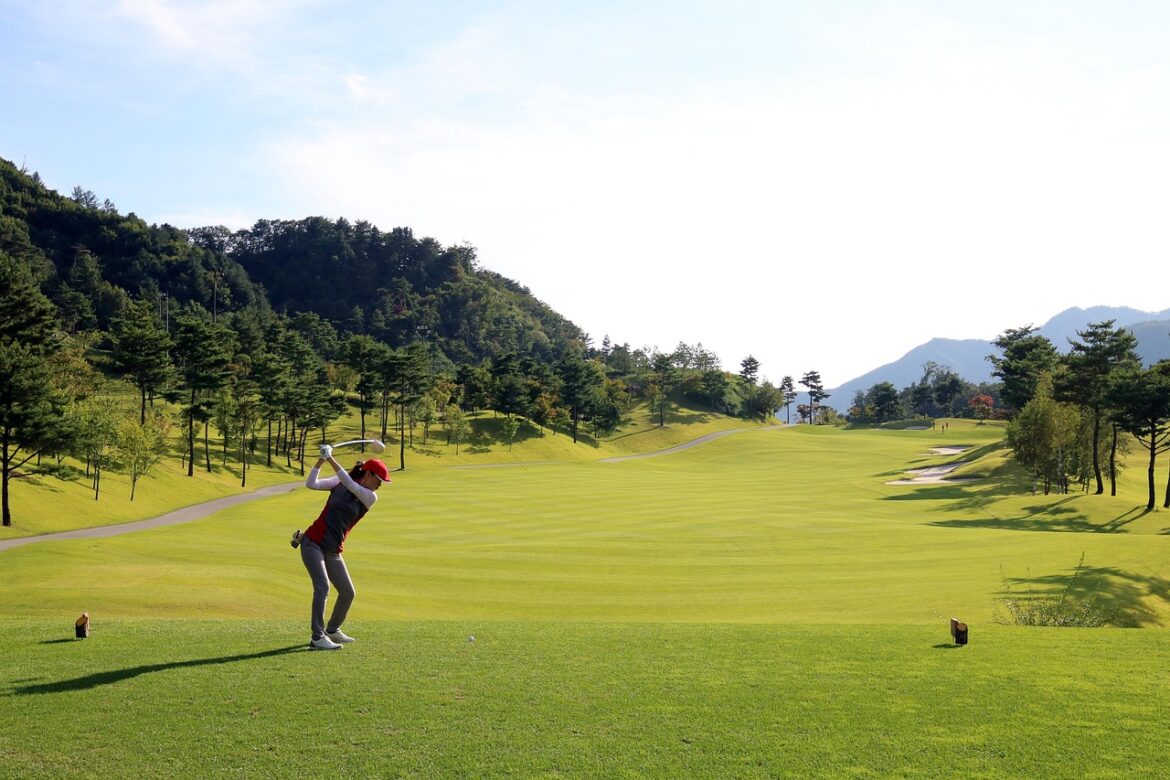 Unleashing Fun: Top Picks for Dog-Friendly Golf Courses